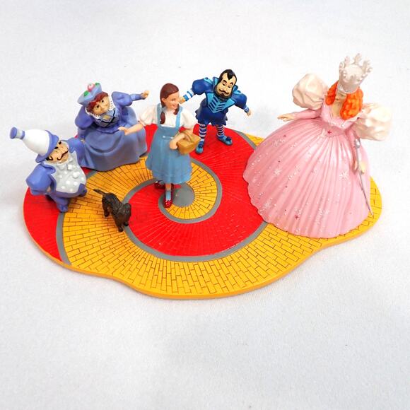 Wizard of Oz Dept 56 Follow the Yellow Brick Road Figurine w/Box 56.59360 - Picture 3 of 16